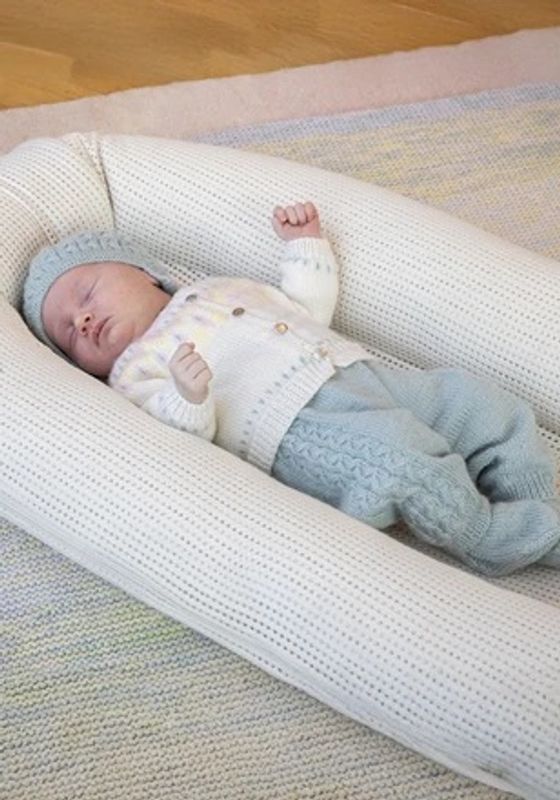 Katalog 2506 Pastell til baby. 0 - 24 mndr. Baby-ull